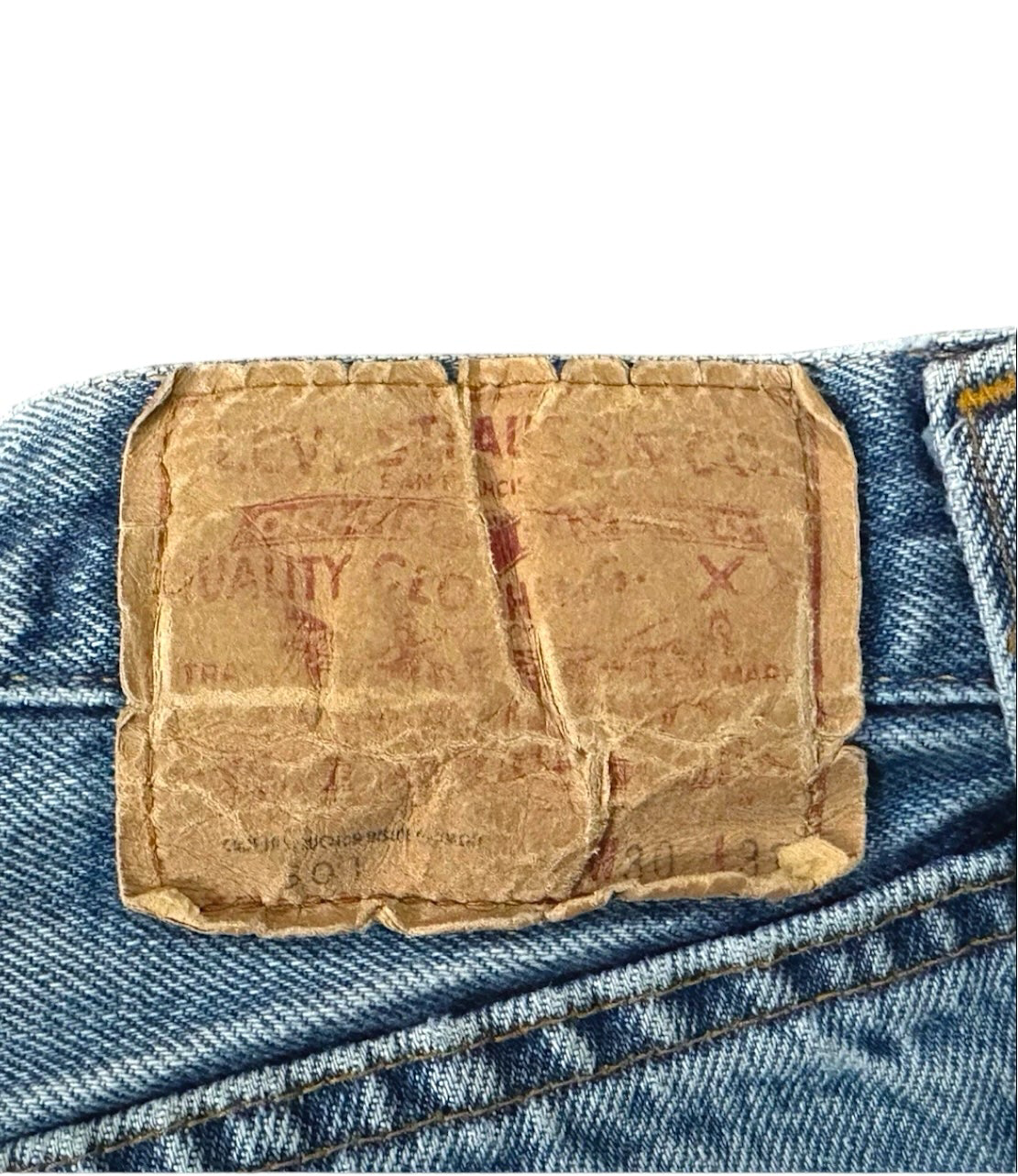 80's Levi's 501 Selvedge Redline denim jeans - 28"