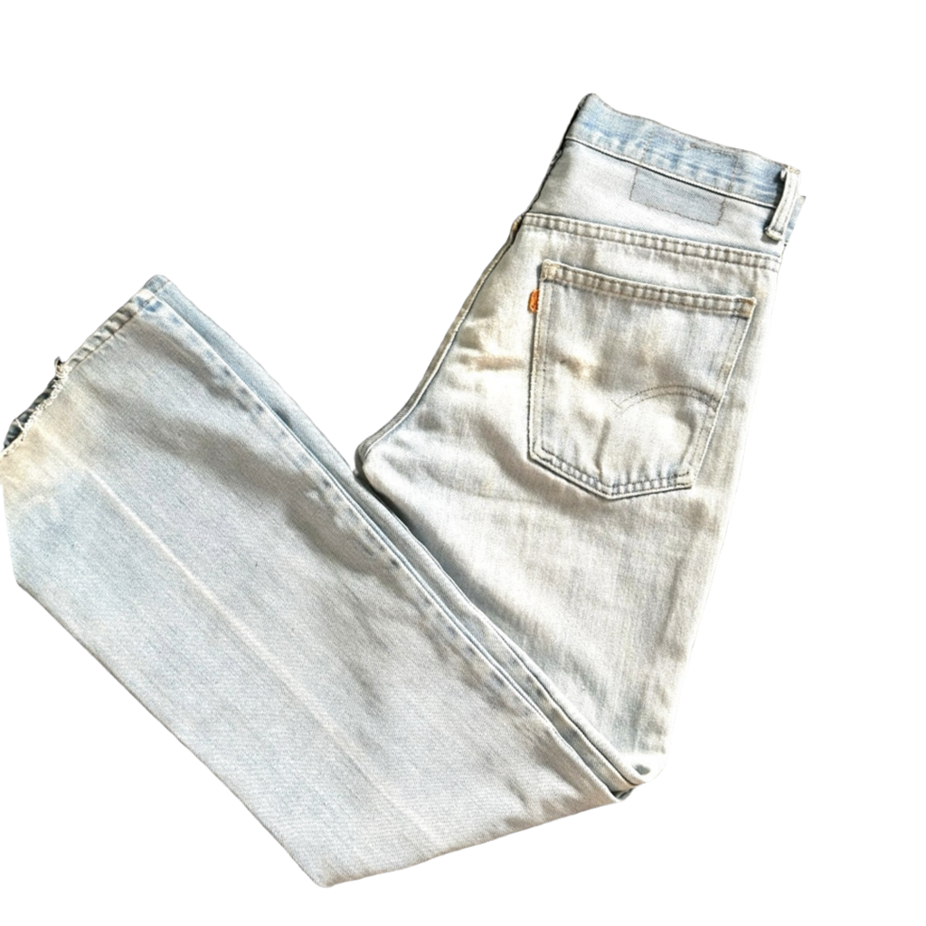 517 Levi’s 1972 orange tab light wash distressed bootcut jeans (30)